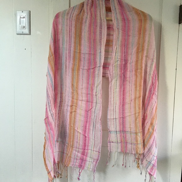 Delicate multi-colored striped scarf - Picture 4 of 5